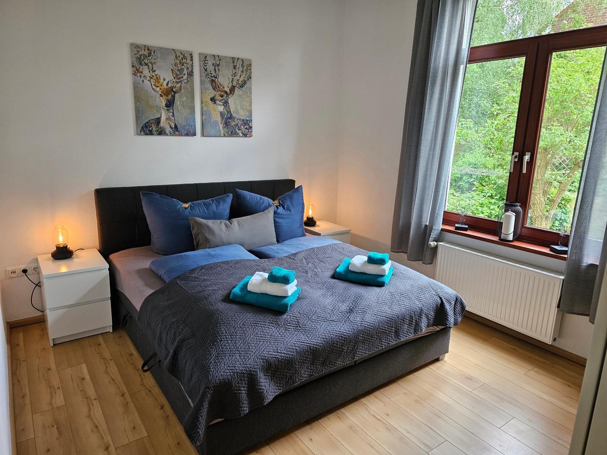 95Qm Erdgeschosswohnung Im Villenviertel Vollausgestattet Mit Kamin, Balkon Und Garten - Wlan Gratis ヴィルヘルムスハーフェン エクステリア 写真